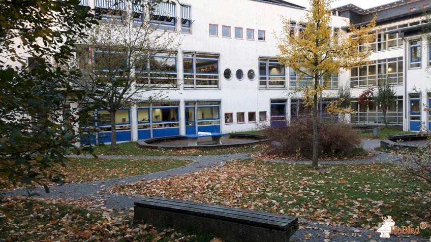 Verein der Freunde und Förderer des Staatlichen Gymnasiums Neuhaus am Rennweg e. aus Neuhaus am Rennweg