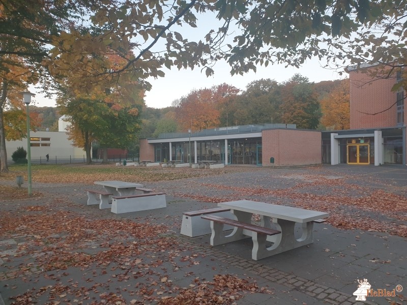Gymnasium der Gemeinde Kreuzau aus Kreuzau