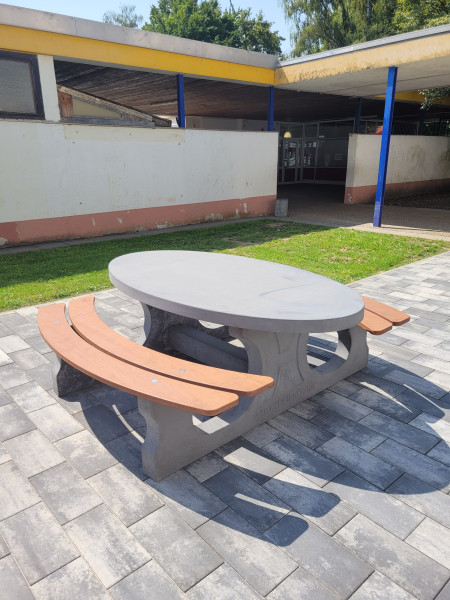 Georg-August-Zinn-Schule aus Büdingen Düdelsheim