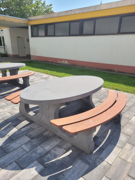 Georg-August-Zinn-Schule aus Büdingen Düdelsheim