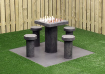 Spieltisch Schach aus Anthrazit-Beton für 4 Personen