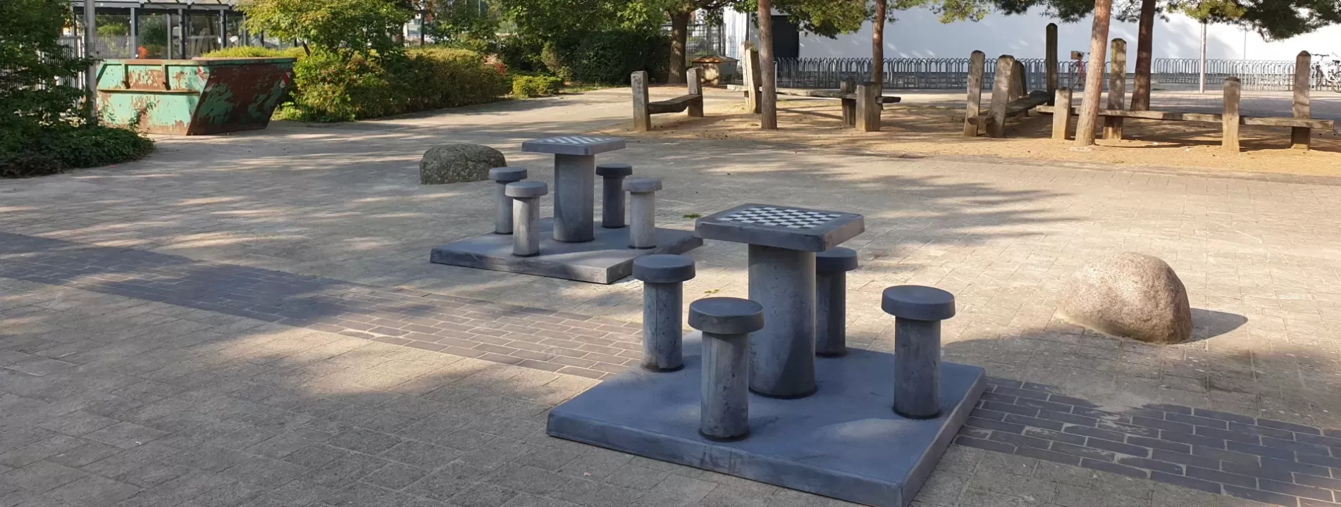betonnen Spieltisch