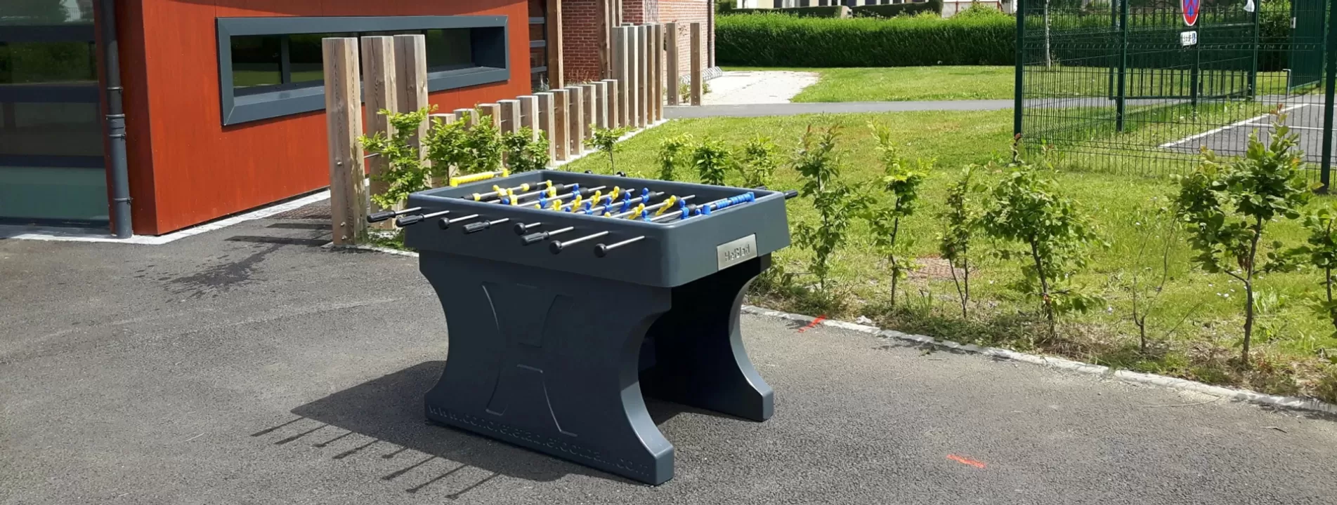 tischkicker beton